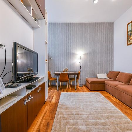 Glam Apartment Cluj-Napoca Luaran gambar