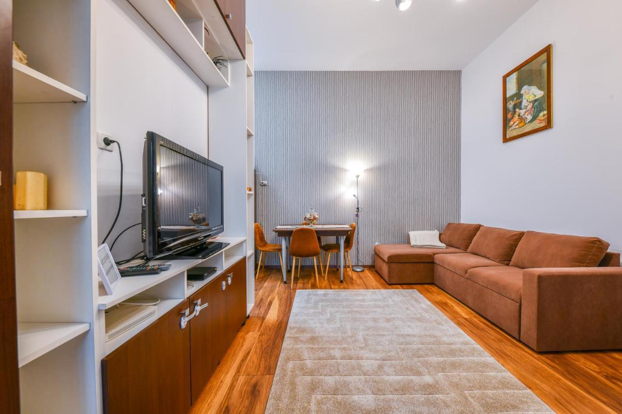 Glam Apartment Cluj-Napoca Luaran gambar